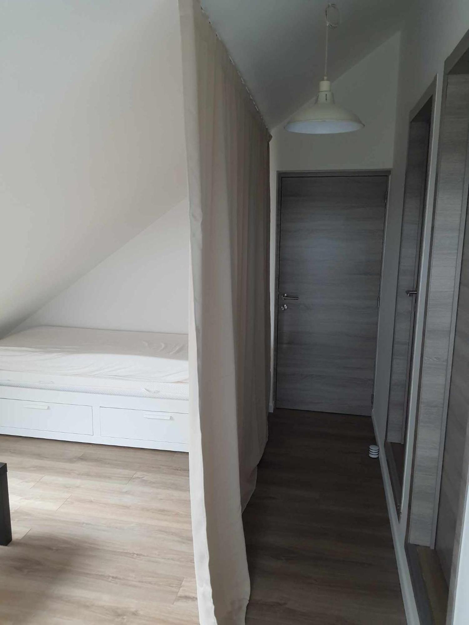 Gite Rural 3 Epis "Aux Pieds Des Ar'Den" - Chambre 1 Isolee Et Chambre 2 Dans Hall De Nuit - 34 Rue Du Chateau A 5564 Wanlin - 4 Adultes Et 2 Enfants Houyet Екстер'єр фото